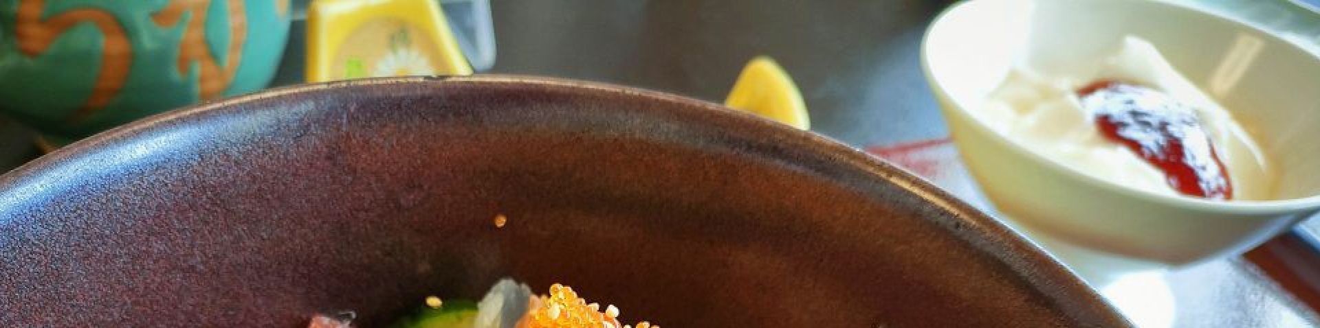 池袋の隠れ寿司店で味わう、驚きのネタと出会う冒険！